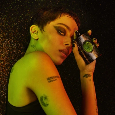 Yves Saint Laurent Black Opium Illicit Green Eau De Parfum 2 Yves Saint Laurent Black Opium Illicit Green Eau De Parfum – Image 2